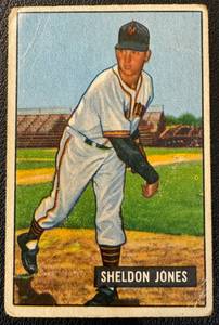 lot 30 image: 1951 Bowman Sheldon Jones #199 Vintage Baseball Card