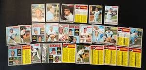 lot 41C image: 1970 Topps 28 Card Vintage Baseball Lot