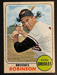 lot 57A image: Brooks Robinson 1968 Topps #20 Vintage Baseball Card