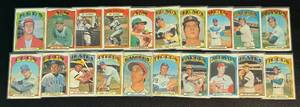 lot 102A image: 1972 Topps Baseball 20 Vintage Card Lot