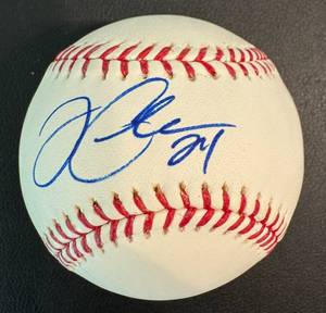 lot 51D image: Joe Crede Autographed MLB Baseball Jersey #21 - Obtained 5272009 at HHH Metrodome Front Office