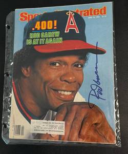 lot 17D image: Rod Carew Autographed Sports Illustrated .400 Rod Carew Is At It Again - In-person auto, guaranteed authentic - Minnesota Twins Baseball
