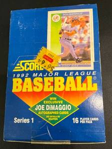 lot 59 image: 1992 Score Baseball 36 Pack Box - Baseball Cards