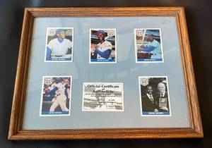 lot 15F image: Ernie Banks Signed Card w COA - Framed 5 Card Set Front Ros Series All-Time Greats, Numbered 29525,000 - Baseball Cards