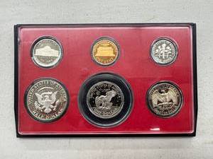lot 36 image: 1979 US Proof Set