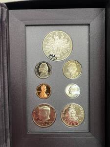 lot 52 image: 1989 US Mint Prestige Set Including Congressional Silver Dollar & Half Dollar
