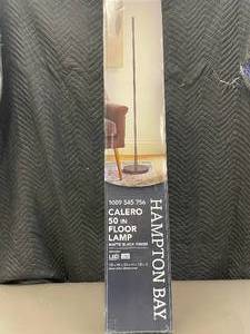 lot 52 image: E4 - Hampton Bay Calero 50-Inch Floor Lamp - Matte Black Finish