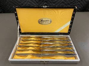 lot 101 image: Kaysons Stainless Steel Steak Knives Deluxe Quality Set