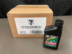 lot 106 image: FL 5 - Lot of 12 7-Eleven 2-Cycle Engine Oil Bottles (8 fl. oz each)