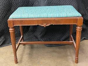 lot 7 image: Vintage Wooden Stool with Upholstered Seat