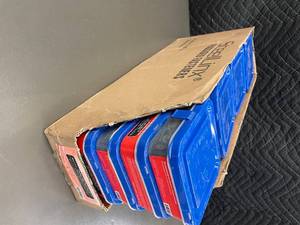 lot 29 image: SteelLinx Packaged Drywall Screws - 20 lbs