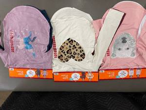lot 32 image: E2 - Lot of 3 Members Mark Girls Favorite Tee 2-Pack (Size 78)
