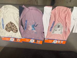 lot 34 image: E2 - Lot of Girls Favorite Tees - 3 Packs of 2 (Size 1012)