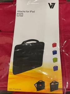 lot 336 image: J4 - Set of 2 V7 Attache Cases for iPad