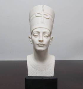 lot 63 image: Nicely Detailed Small Italian Bust Sculpture