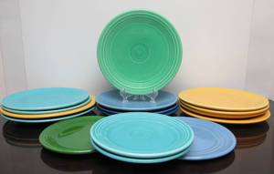 lot 76 image: Lot of Vintage FIESTA Ware Dinner Plates etc