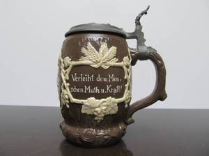 lot 100 image: Antique Villeroy & Boch 12 Liter Beer Stein