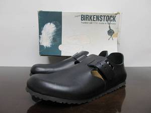 lot 129 image: NOS Vintage Leather Birkenstock Shoes