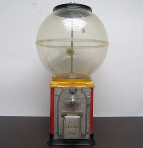 lot 144 image: Original 1950s era 1 Cent Gumball Vending Machine