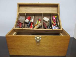 lot 162 image: Very Cool Old Wooden Tackle Box with Vintage Lures & other Items