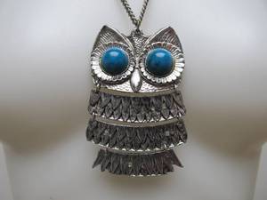 lot 173 image: Very Nice Group of Vintage etc Owl Jewelry