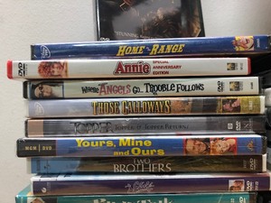 lot 251 image: LARGE Lot of Factory Sealed etc DVD Movies