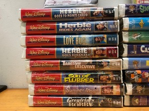 lot 255 image: Large Lot of Factory Sealed VHS Tapes - Family Disney Movies etc