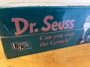 lot 343 image: Brand New How the Grinch Stole Christmas Board Game