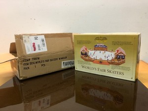 lot 347 image: Gold Label Collection WORLDS FAIR SKATERS Musical Display
