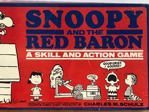 lot 354 image: Vintage SNOOPY & The Red Baron Board Game