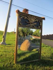 lot 186 image: LARGE & Ornate Gilt Frame Mirror