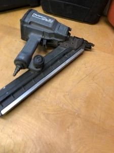 lot 409 image: Nice Group of Assorted Power Tools