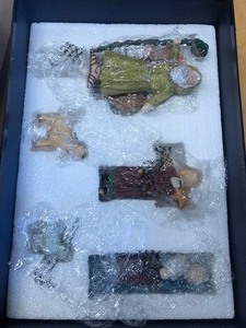 lot 410 image: LARGE Lot of Brand New WILLOW TREE Christmas Display Statues etc