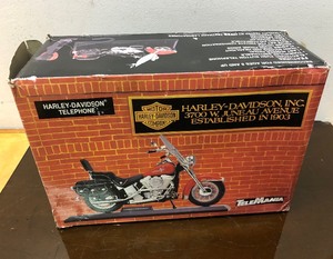 lot 416 image: Mint in Box HARLEY DAVIDSON Motorcycle Telephone