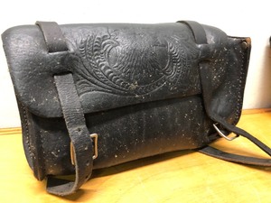 lot 422 image: Nice Group of HARLEY DAVIDSON etc Motorcycle Items