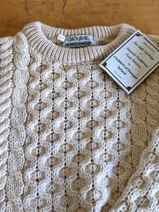lot 428 image: Brand New Woven Wool CLADURKNIT Irish Sweater - Size L