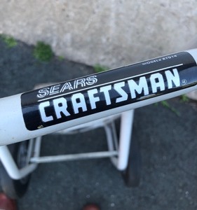 lot 439 image: Heavy Duty CRAFTSMAN 2-Wheel Dolly