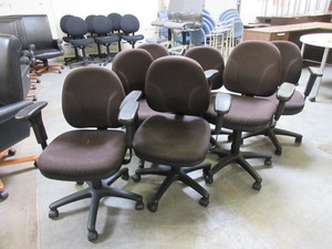 lot 247 image: UPHOLSTERED, ADJUSTABLE OFFICE CHAIRS