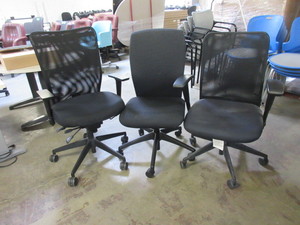lot 271 image: ASSORTED, ADJUSTABLE OFFICE CHAIRS