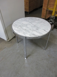 lot 119 image: CHROME BASE MARBLE TOP TABLE