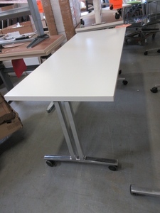 lot 126 image: HERMAN MILLER NESTING TABLES ON WHEELS