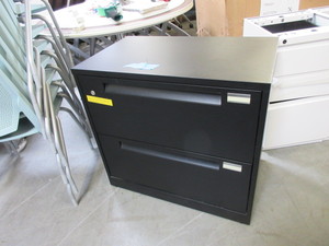 lot 133 image: STEELCASE BLACK METAL FILE UNIT