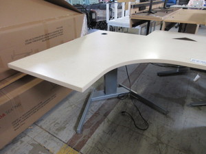 lot 147 image: ABF REMANUFACTURED SIT STAND CORNER DESK