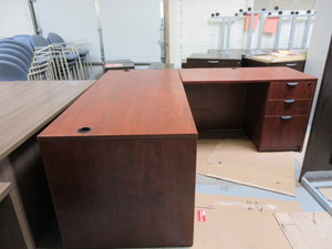 lot 156 image: CHERRY DESK WITH RETURN