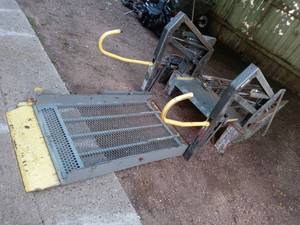 Braun Model M-259-100PN 12V Electric Wheel Chair Lift
