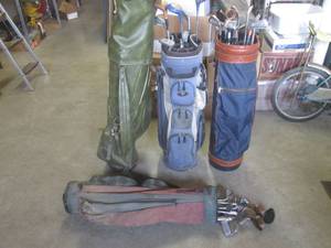 lot 18 image: (EW7) 4 Golf Bags All With Assorted...