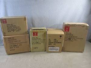 lot 28 image: (D-2) 30 Assorted Picture Frames 5 ...