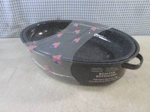 lot 47 image: (CSB) New Granite Ware Roaster Pan ...