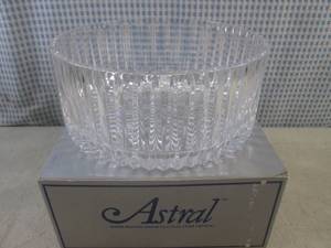 lot 70 image: (CS) Astral Peerage Hand Blown-Hand...