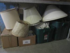 lot 100 image: (BR1) Assorted Unsold Lots...